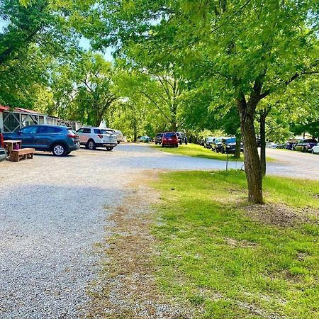 The Cottage Resort Indian Point エクステリア 写真